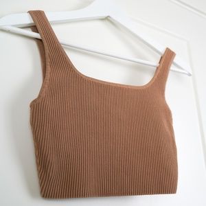 Aritzia | Babaton Arjun Sculpt Knit Cropped